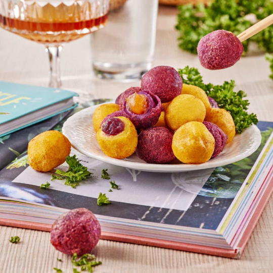 二色サツマイモボール